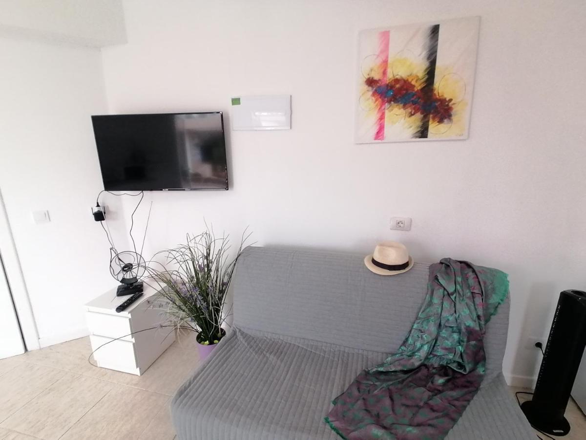 Small Studio, 50 M Front Of The Ocean & Free Wifi Playa Feñabe Exterior foto
